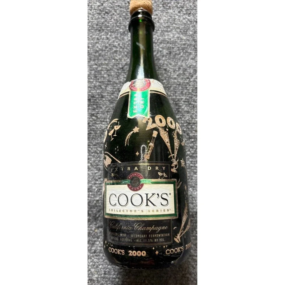 Cooks Champagne Bottle  Y2K New Years 2000 Collectors Series Extra Dry